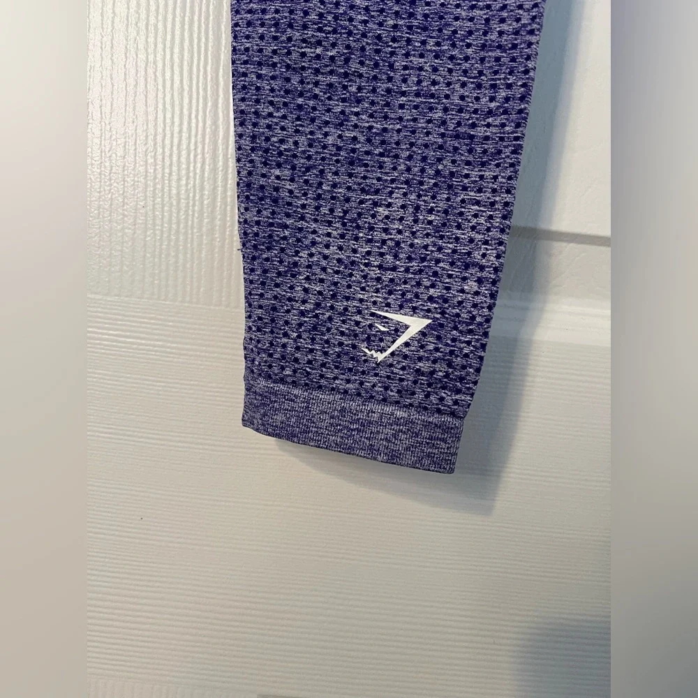 Gymshark Purple Leggings EUC - Picture 3 of 5